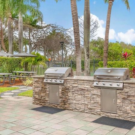 Tucker At Palm Trace Landings Fort Lauderdale Davie Exterior photo
