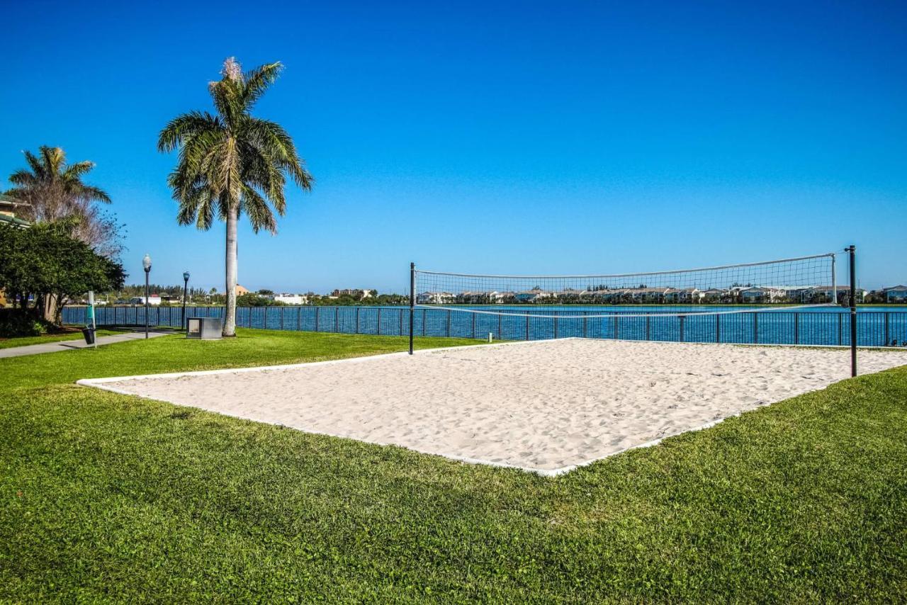 Tucker At Palm Trace Landings Fort Lauderdale Davie Exterior photo