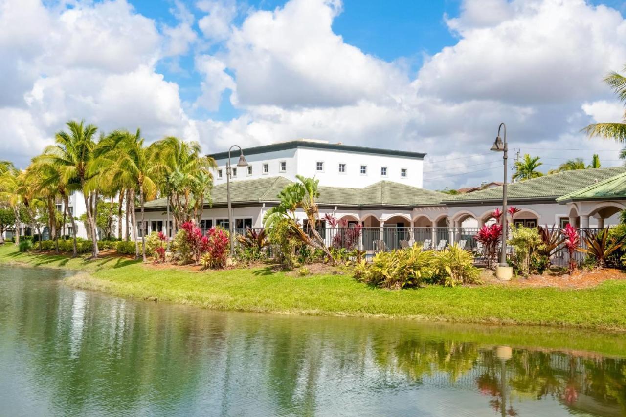 Tucker At Palm Trace Landings Fort Lauderdale Davie Exterior photo